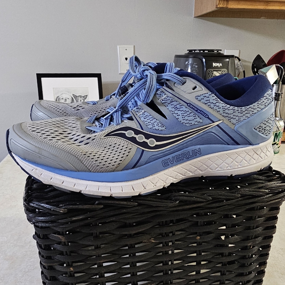 Saucony Omni ISO Everun Blue Running Shoes S10442-1 Size 9.5